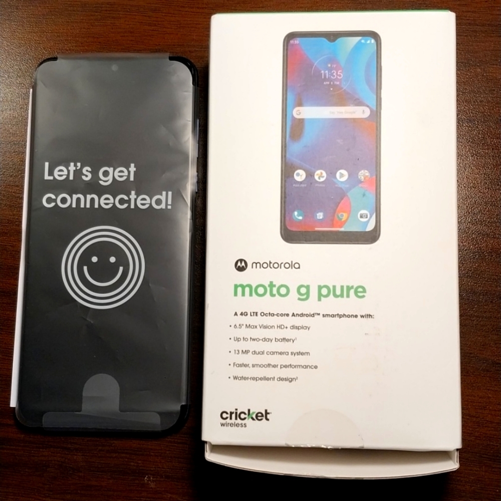 Moto g pure smart phone